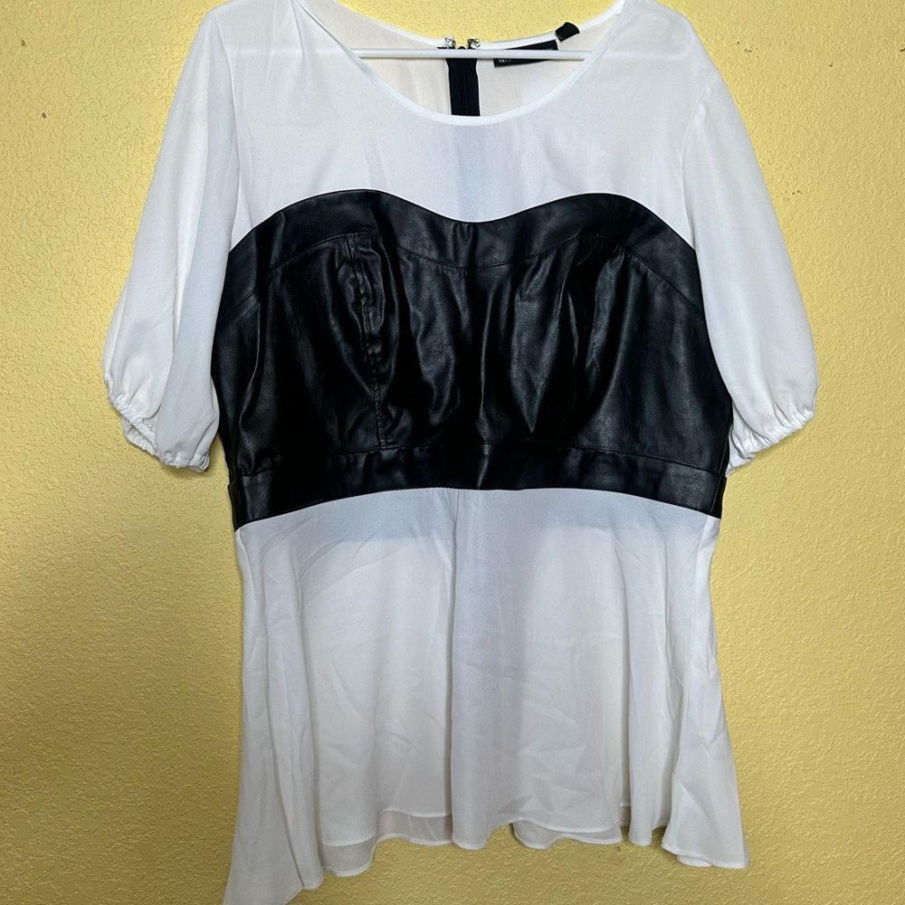 New York & Company Black Bustier Blouse, Size XL, New Never Worn